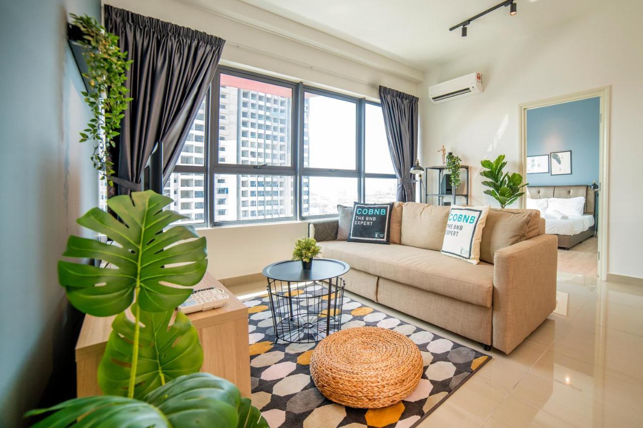 Arte Plus Klcc Designer Suites By Cobnb Kuala Lumpur Exterior photo