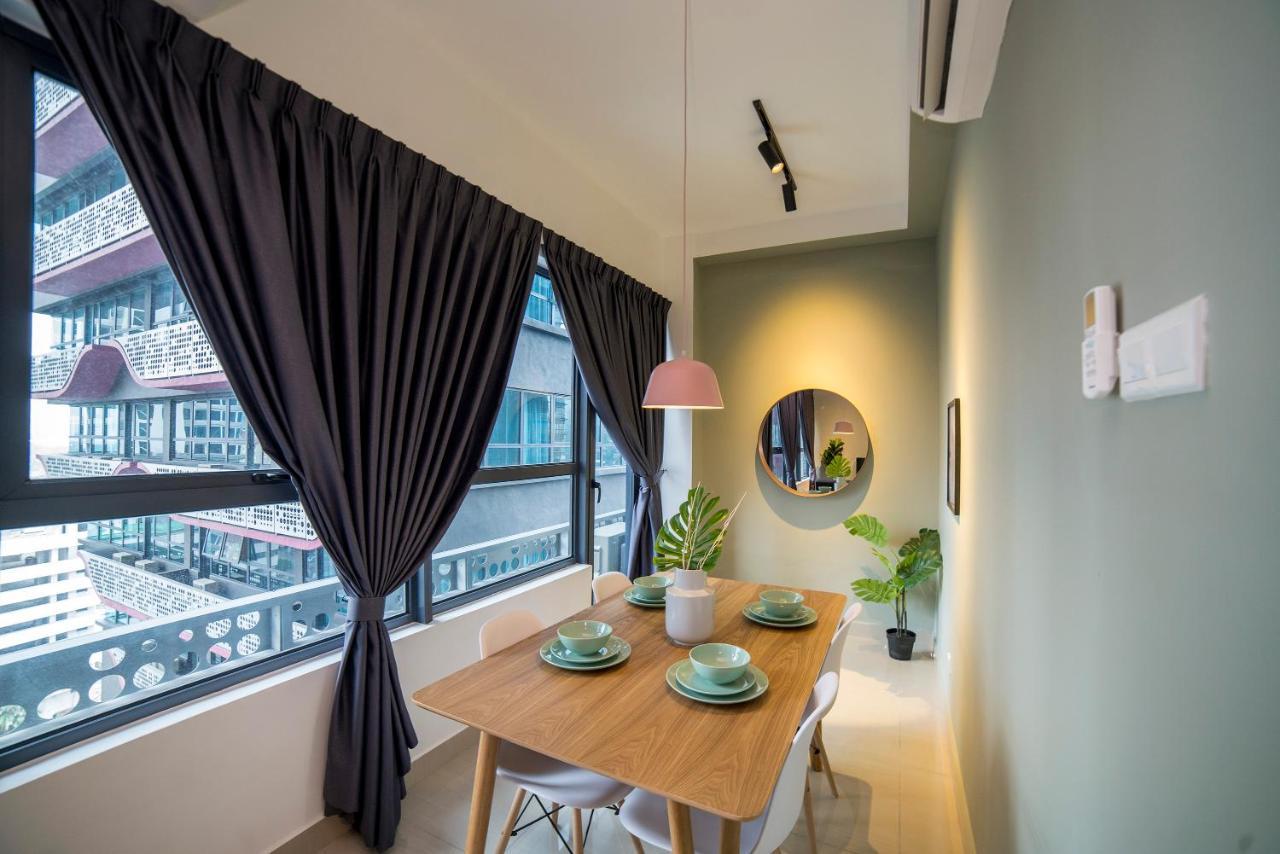 Arte Plus Klcc Designer Suites By Cobnb Kuala Lumpur Exterior photo