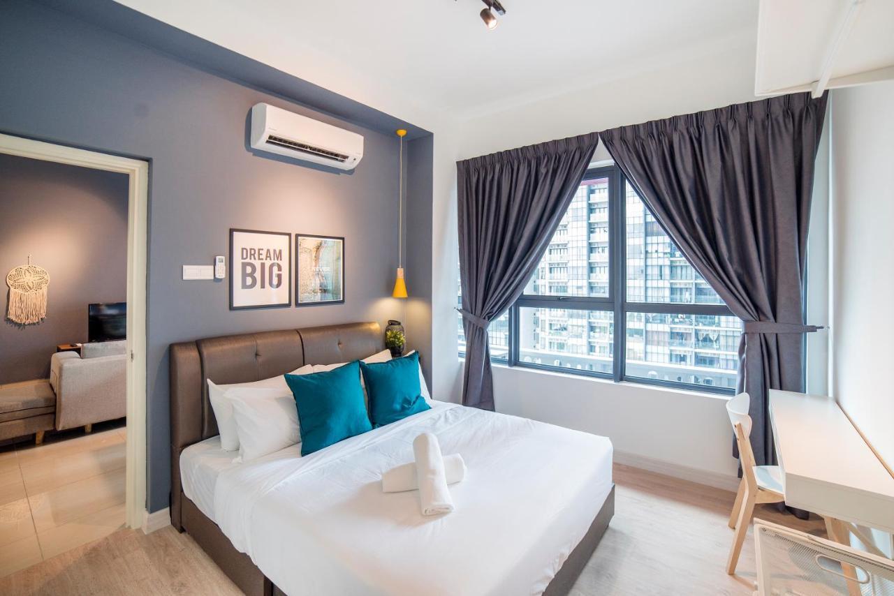 Arte Plus Klcc Designer Suites By Cobnb Kuala Lumpur Exterior photo